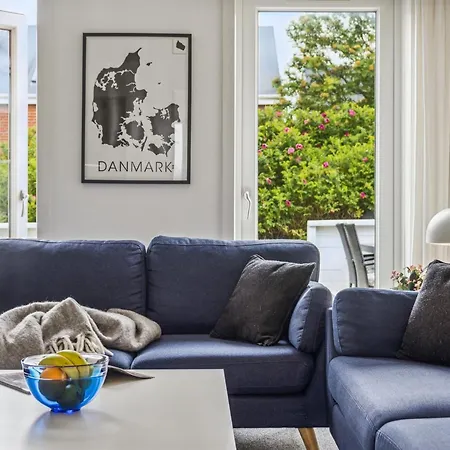 Apartament Withulf - 2-3km From The Sea By Interhome